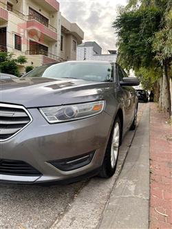 Ford Taurus